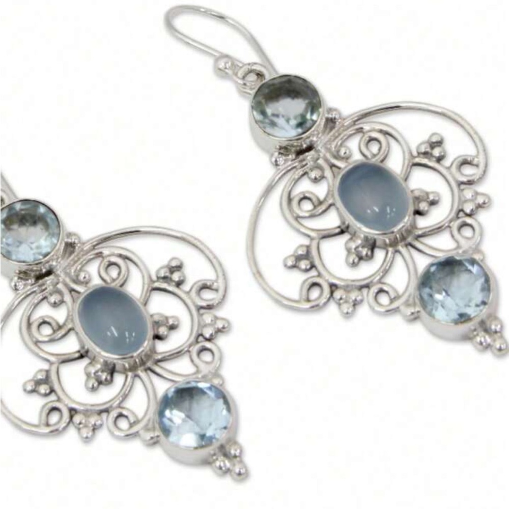 TrendsElegant Dangle Earrings Silver Plated Retro Hollow Flower Design Inlaid